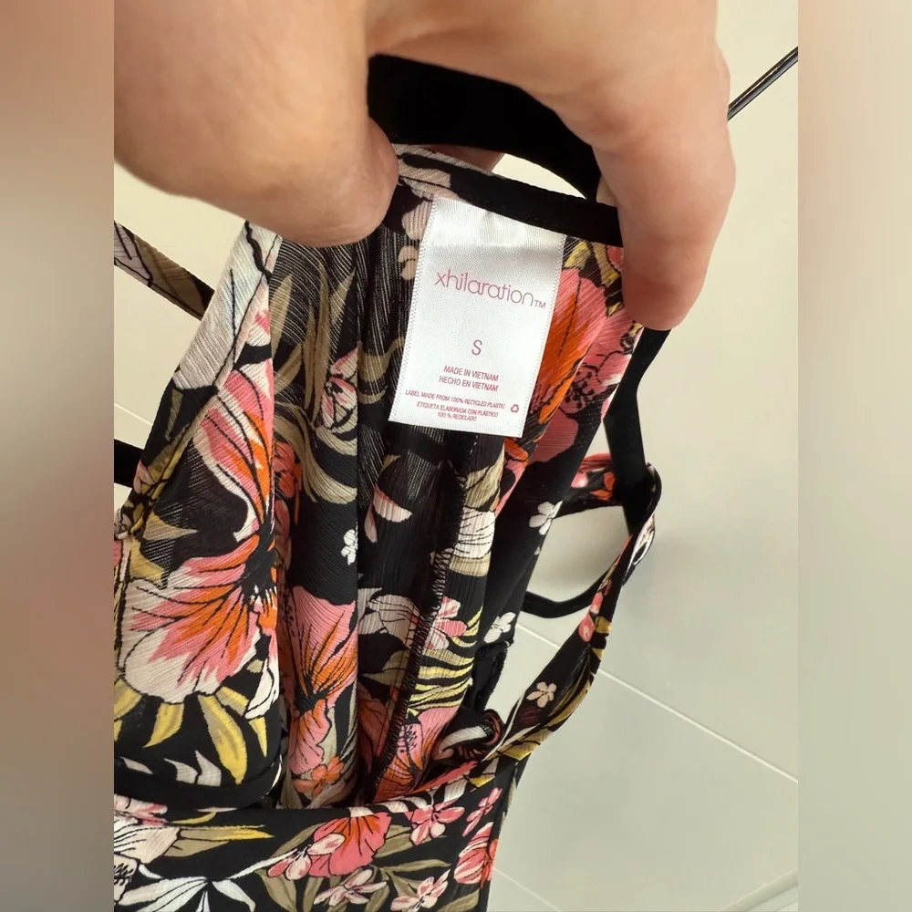 Xhilaration Side Tie Black Floral Lightweight Swim Coverup Dress Vacation Size S - Picture 10 of 10